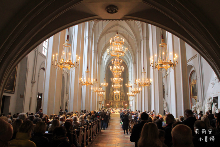 延伸閱讀：【奧地利】維也納奧古斯特教堂。Sisi公主舉辦婚禮的皇家禮拜堂
